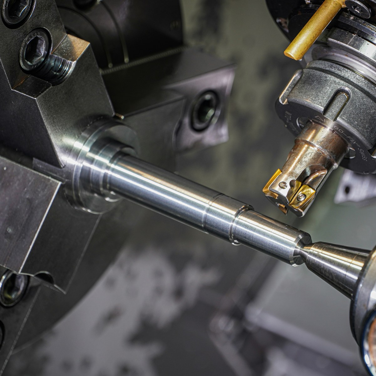 Precision CNC turning of a stainless steel shaft